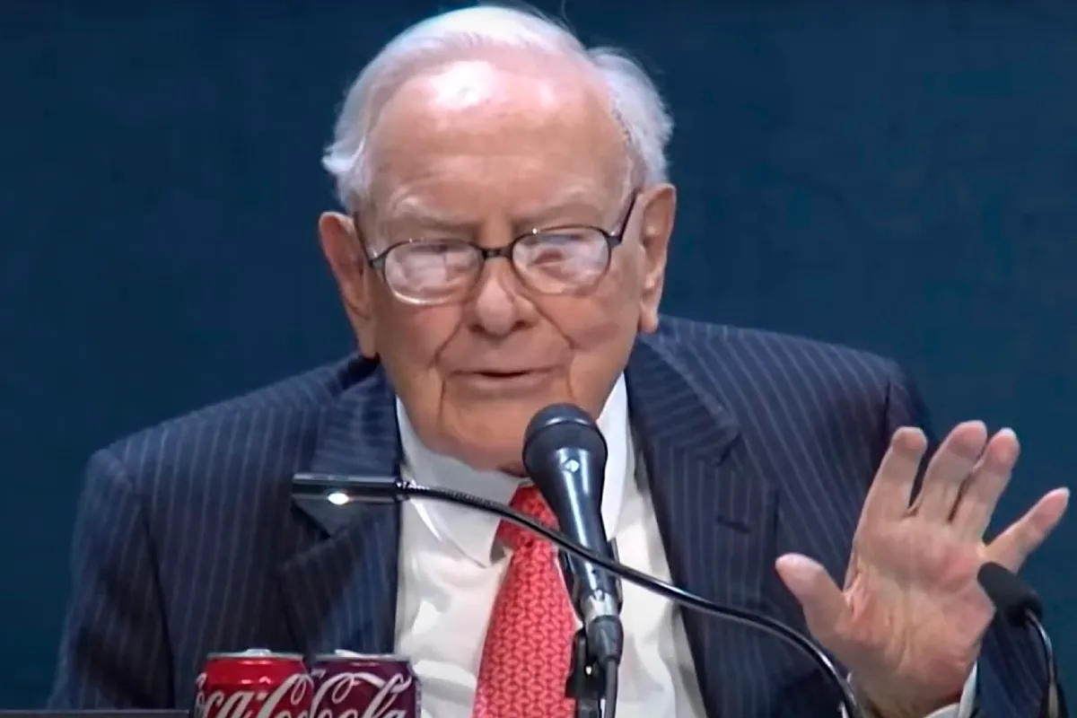 Berkshire eleva su estrategia en Japón y emitirá más bonos en yenes