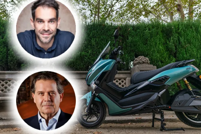 José Manuel Calderón e Ignacio Rivera se suben a las motos eléctricas de Velca