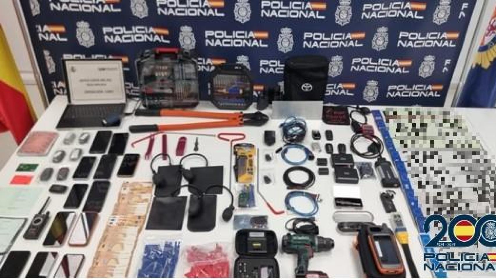 Operación policial en Málaga: desmantelan una banda lituana de robo y falsificación de coches en la Axarquía