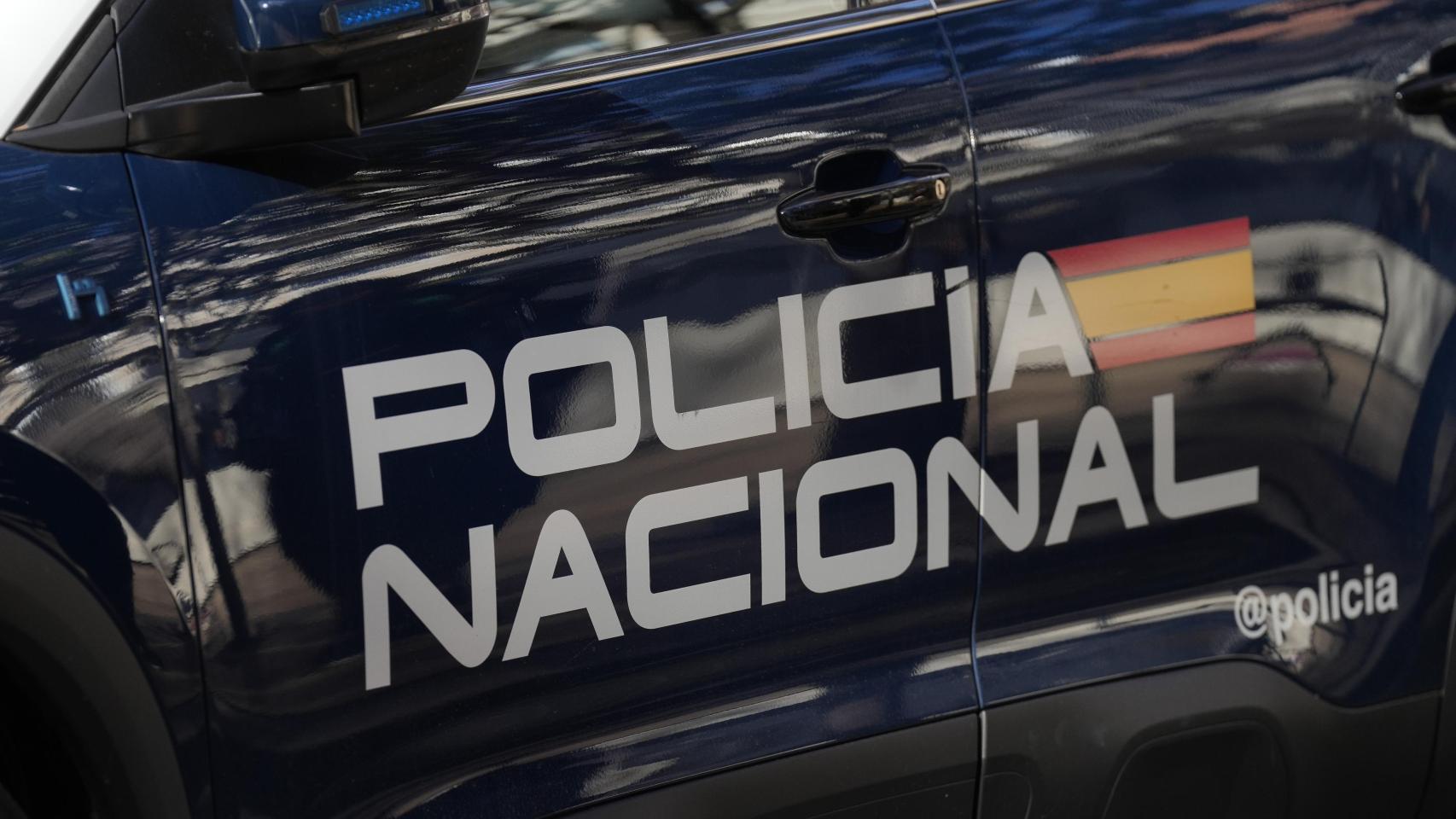 Detenidos dos jóvenes por presuntamente apuñalar a otros dos con una botella rota frente a una discoteca de Gandía
