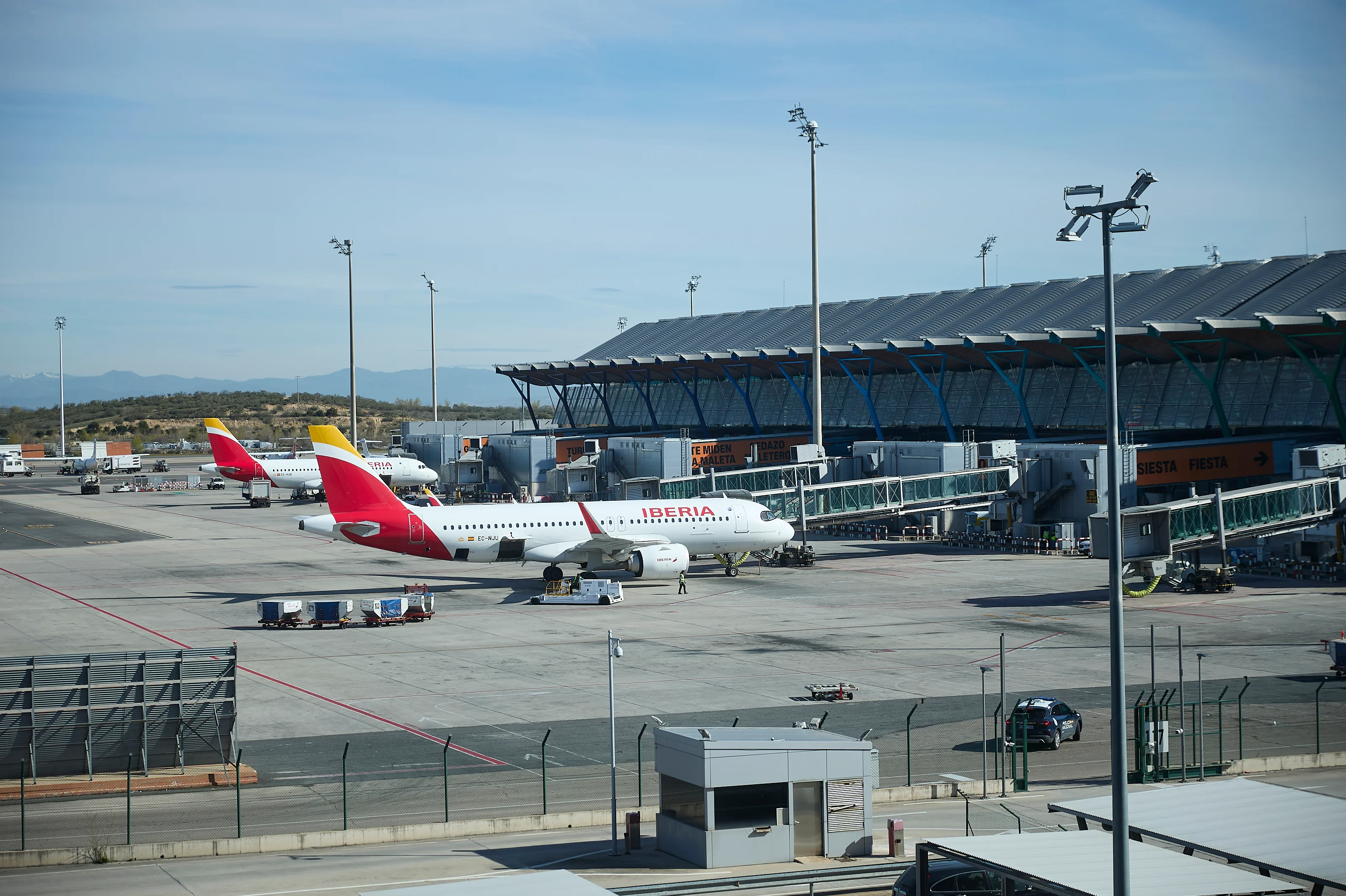 Aena niega problemas de combustible mientras Europa empieza a notar la escasez