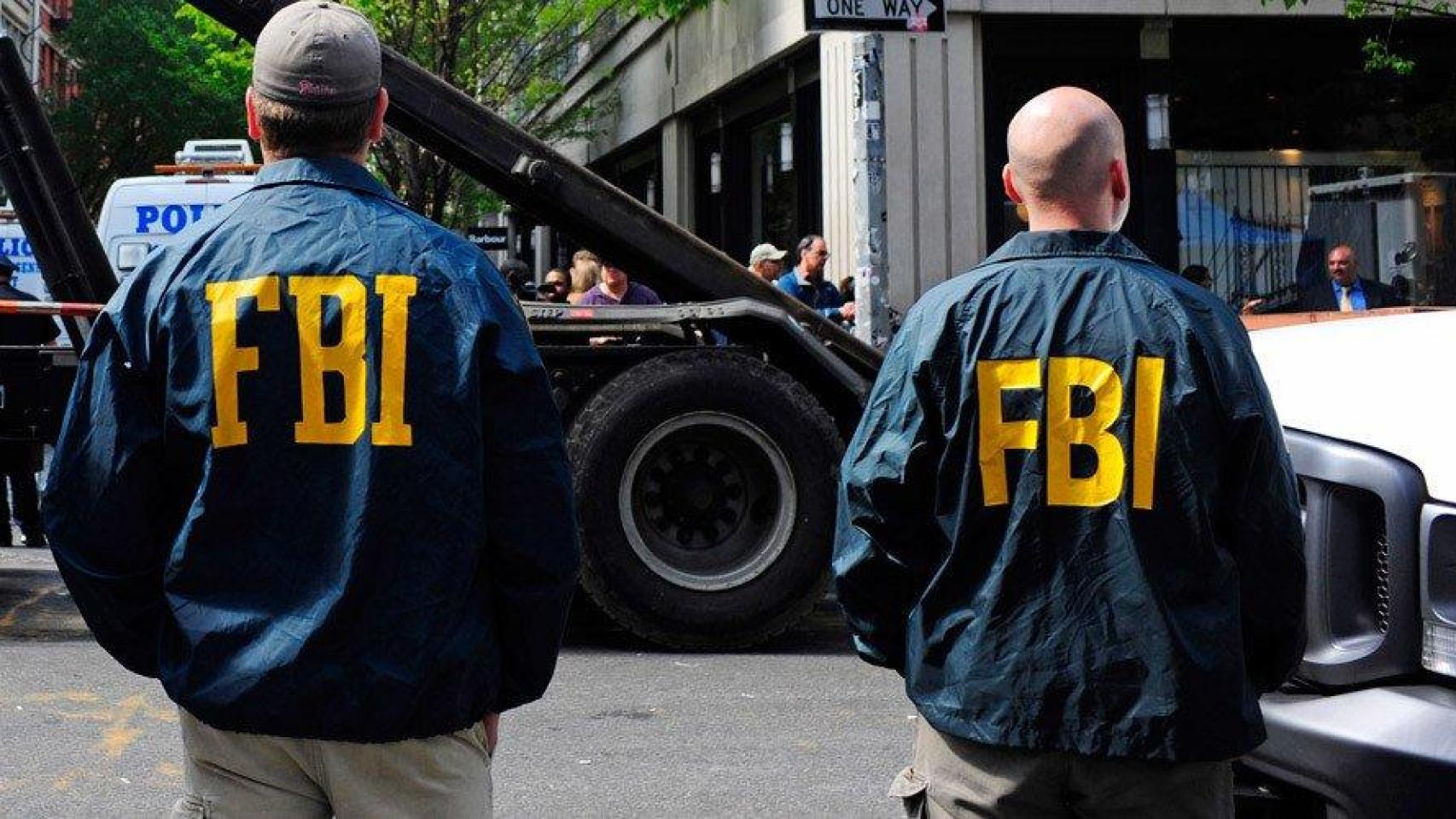 El FBI frustra un "complot terrorista" de un supuesto grupo propalestino en Los Ángeles: 4 detenidos por conspiración