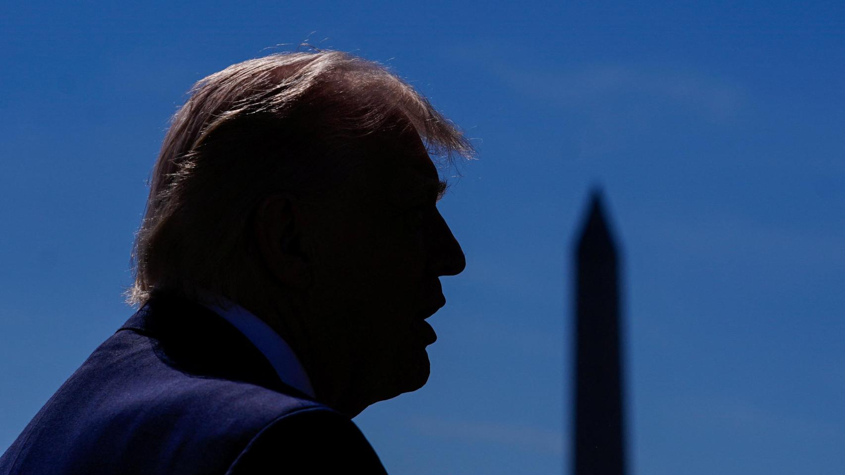 Del 'peaje' por cruzar el estrecho de Ormuz a la entrega del uranio: las claves de la difícil negociación entre EEUU e Irán