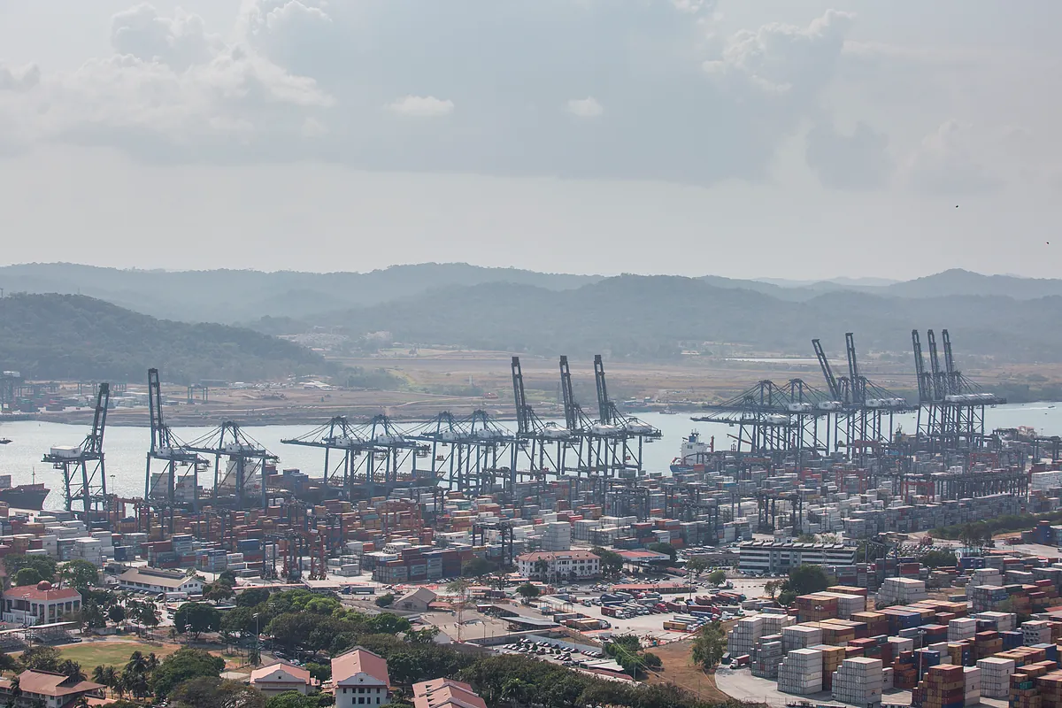 CK Hutchison lleva a Maersk a arbitraje por dos puertos en Panamá