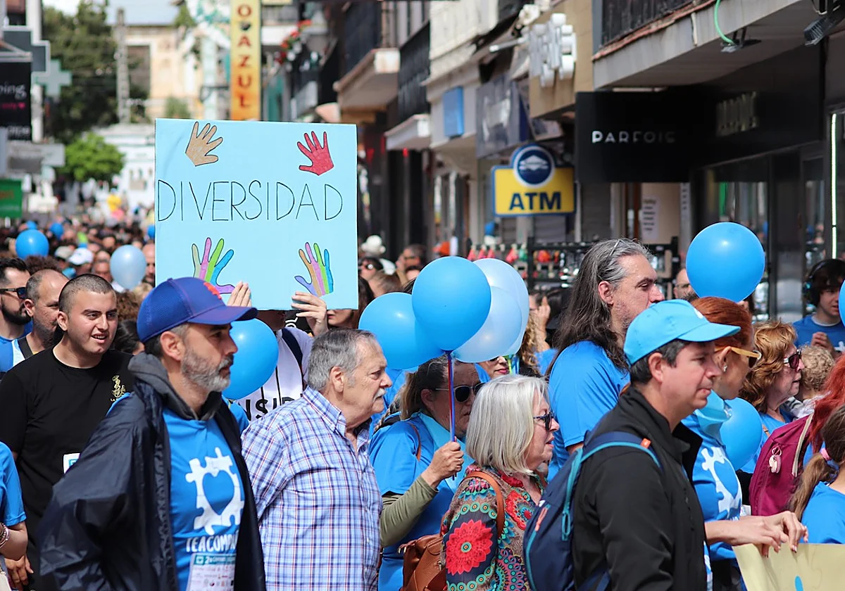 Aplazada por la lluvia la caminata solidaria para visibilizar el autismo en Torremolinos