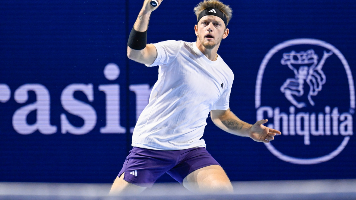 Davidovich se borra del Godó por el abdominal y espera estar en Madrid