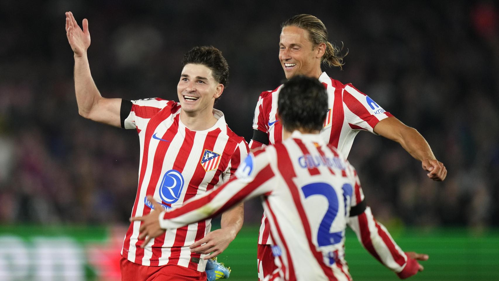 El Atlético se reafirma como la criptonita del Barça y asalta el Camp Nou para tomar ventaja en los cuartos de Champions