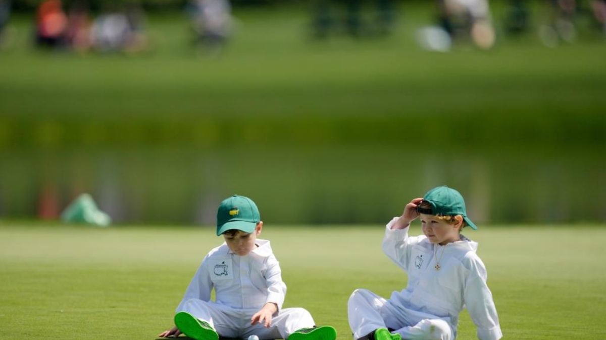 Jon Rahm en familia: "Ahora toca volver a subir el Everest"