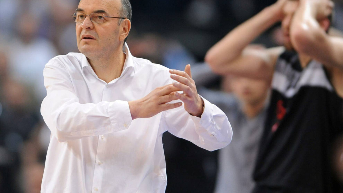 Muere Dusko Vujosevic, un referente del baloncesto europeo