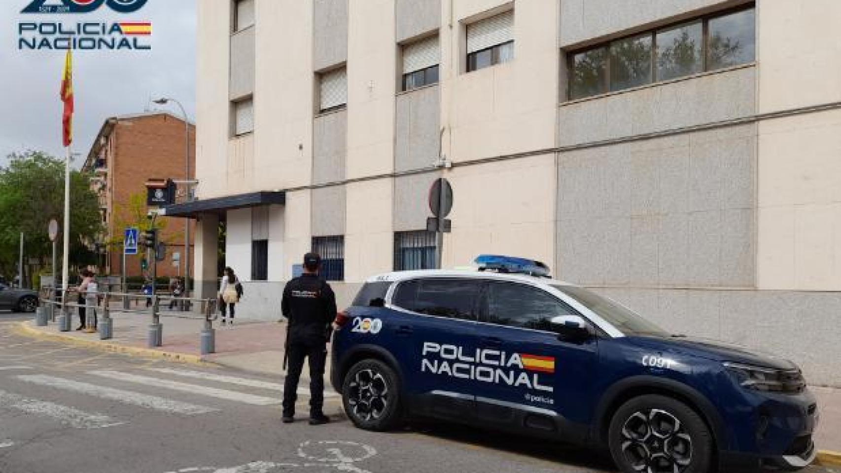 Intenta ahorcar a su perro en Ciudad Real y termina huyendo de la policía saltando por los tejados