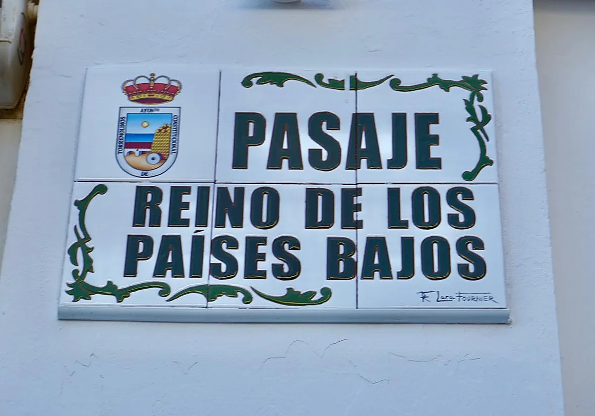 Torremolinos opens new passage to honour the Netherlands