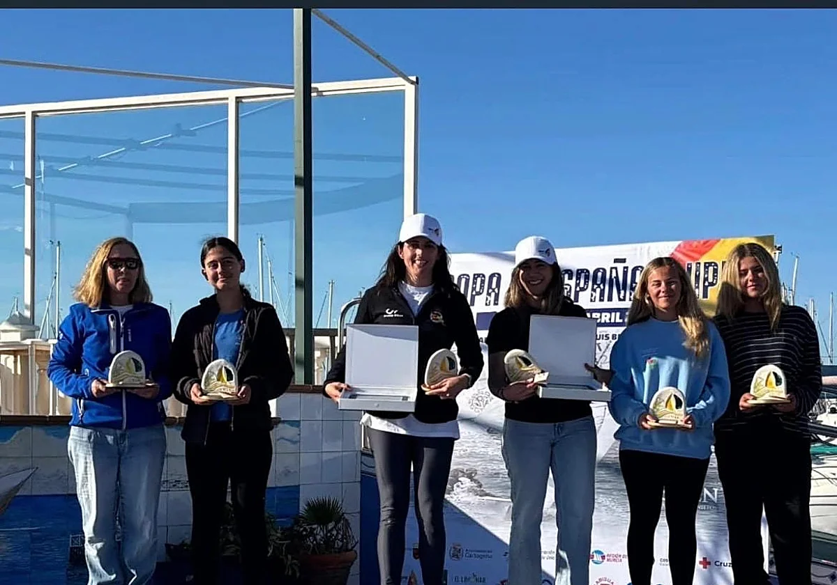 Claudia Juan y Marina Casado se imponen en la Copa de España de snipe