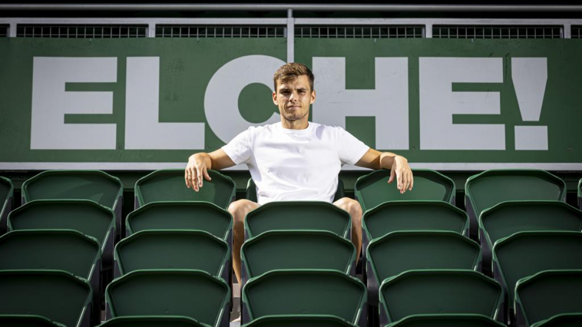 Febas tiene el 'don' de ser el jugador más machacado a faltas... ¡en años ya sea en Primera o Segunda!