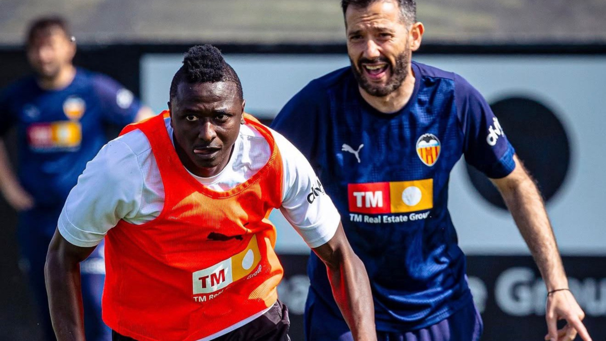 Corberán: "¿Cánticos? lo que no es agradable es no conseguir resultados"