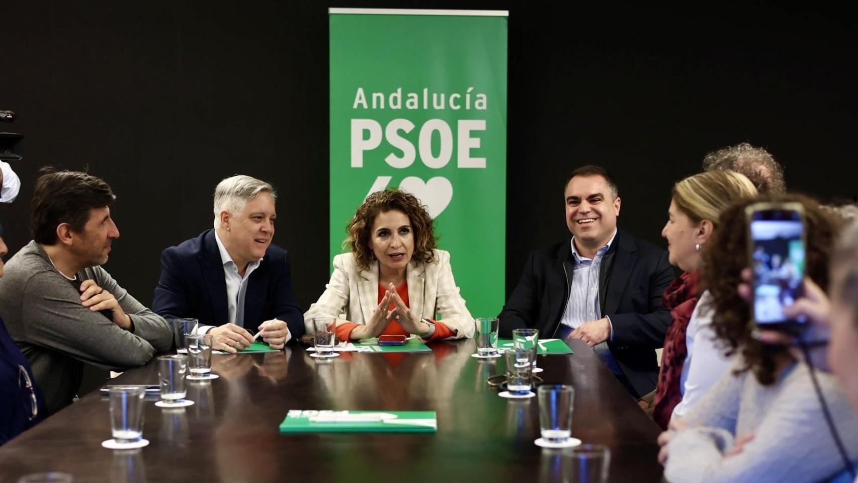 Montero se impone en Cádiz y eleva a número uno de la lista a López Gil, miembro de su Ejecutiva