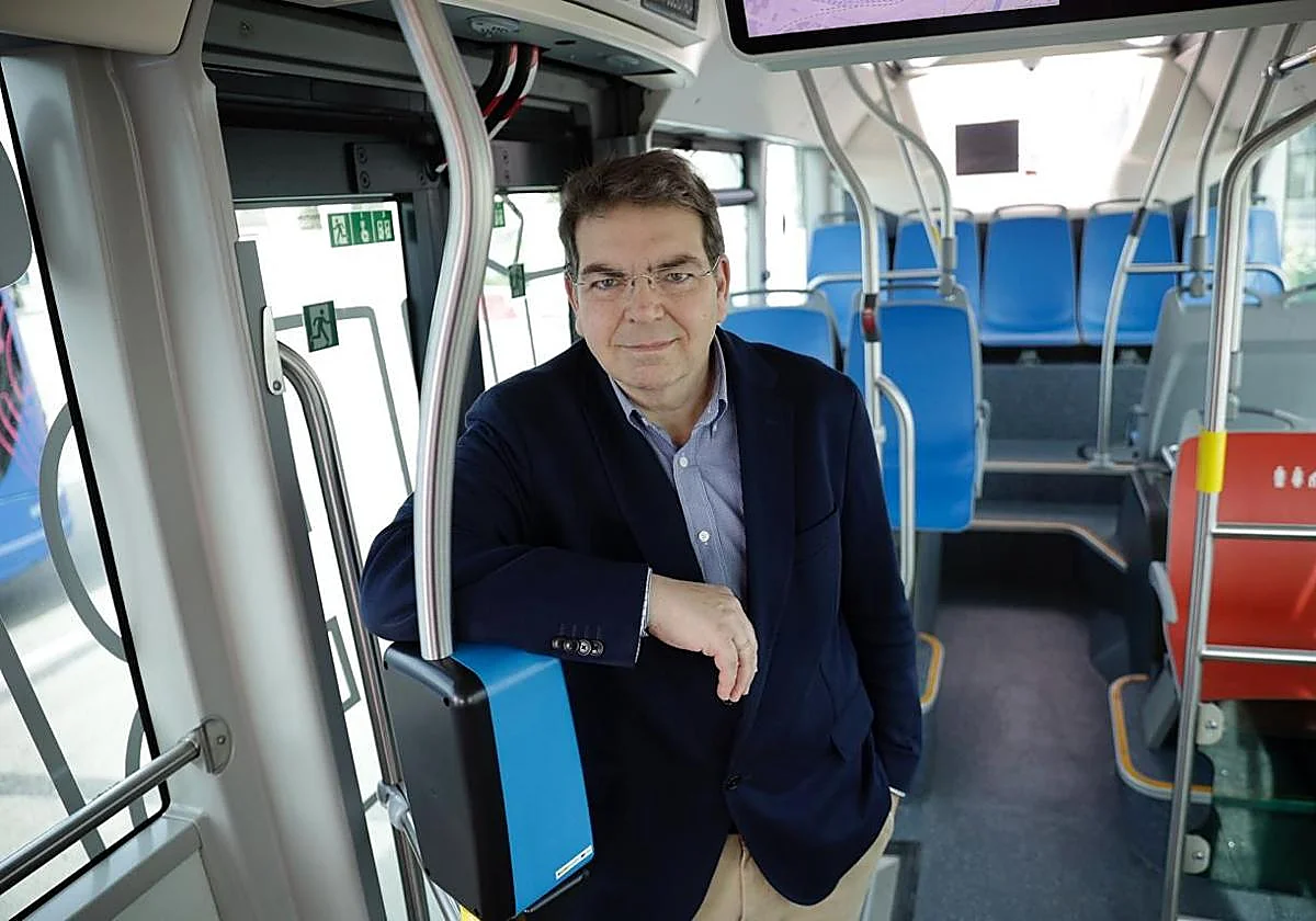 «La EMT ha acometido la renovación de flota más importante de su historia»