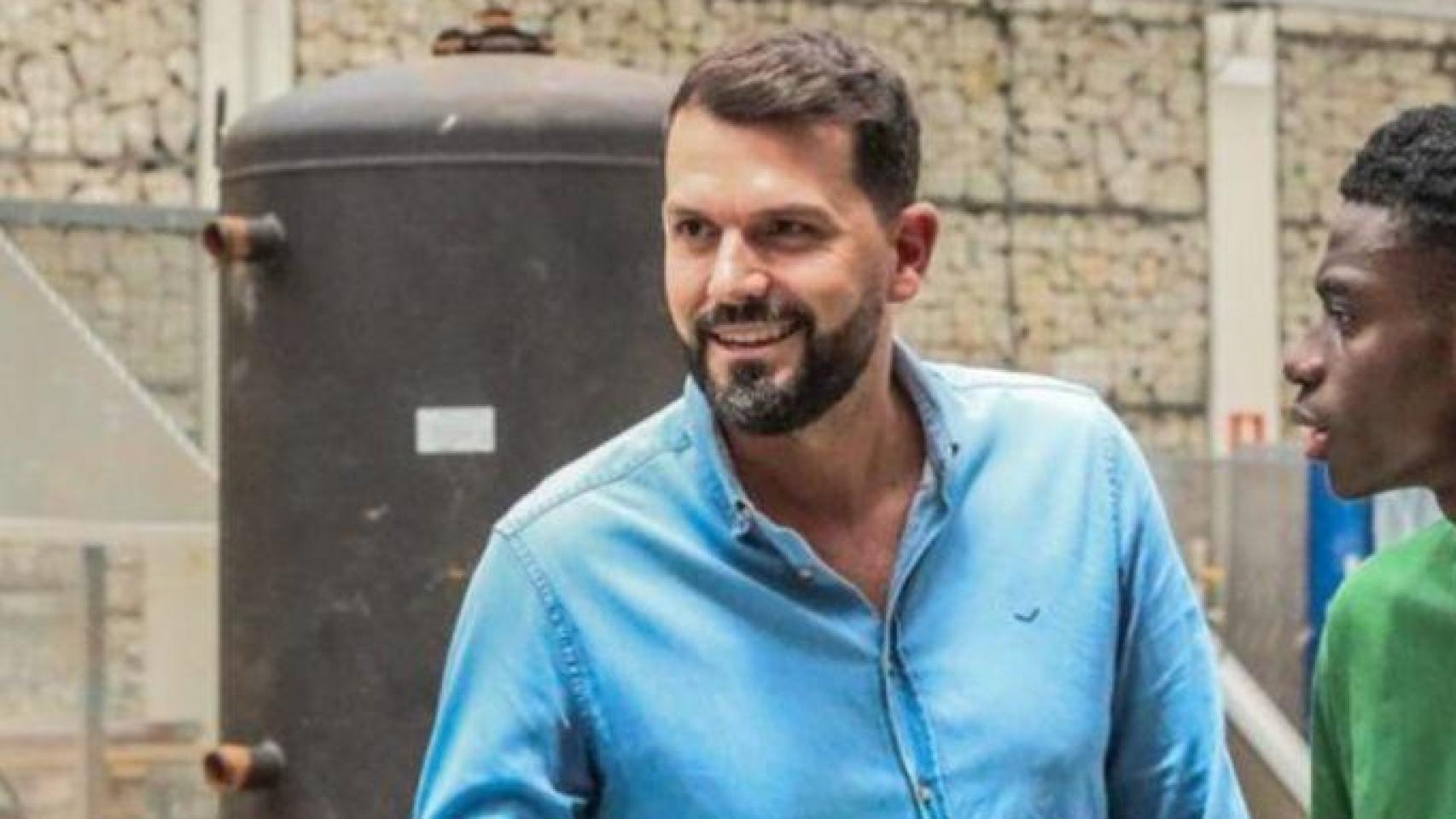 Otro Sánchez para levantar el PSOE extremeño: el 'yerno perfecto' de casi 1,90, favorito para suceder a Gallardo