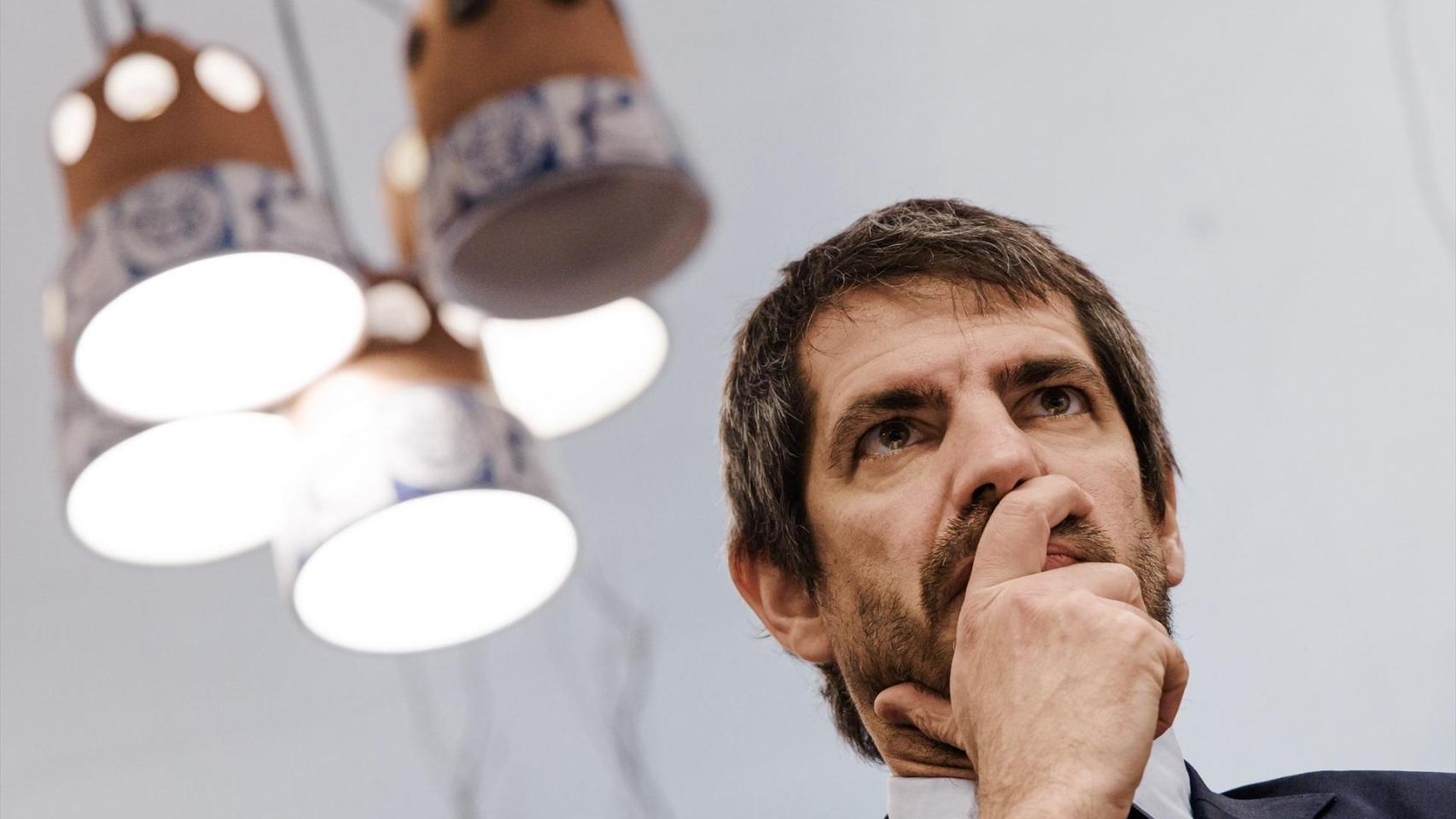 El lío de Urtasun: abanderó el plan para 'descentralizar' El Prado y ahora tiene que dar portazo al PNV con el 'Guernica'