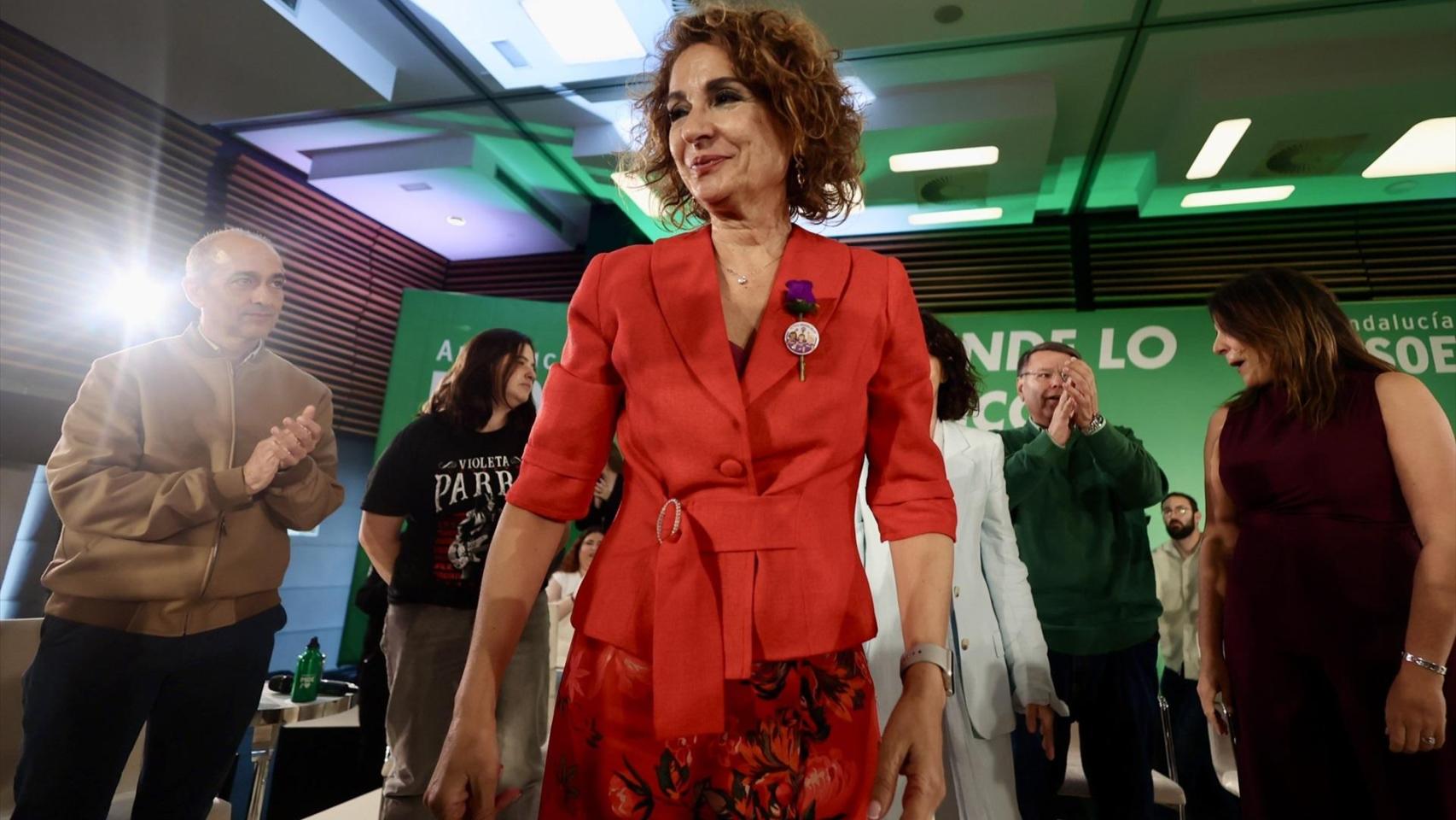 Montero vincula su "plan de rescate" para la sanidad a los 5.000 M€ que recibiría con el nuevo modelo de financiación