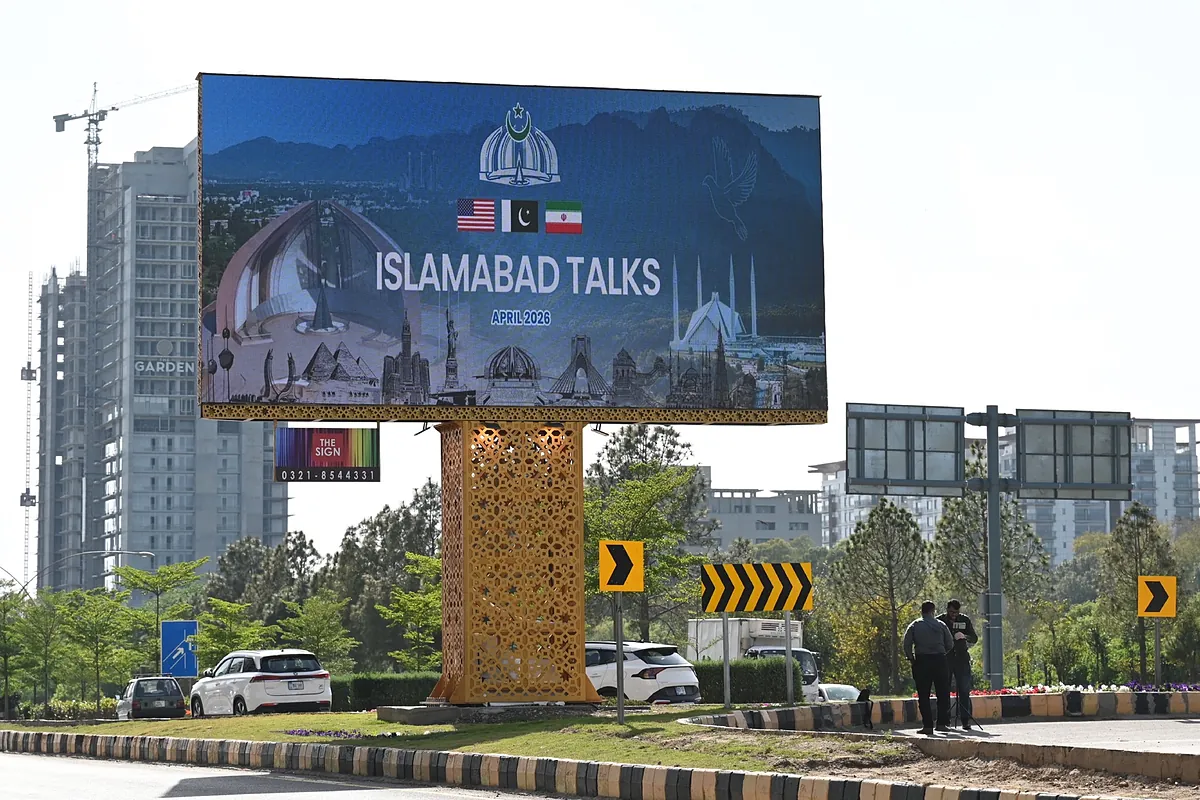 Irán y EEUU concluyen la primera fase de sus negociaciones en Islamabad