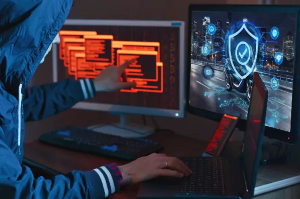 RACE abre el mercado del ciberseguro para motos en España con la primera póliza específica