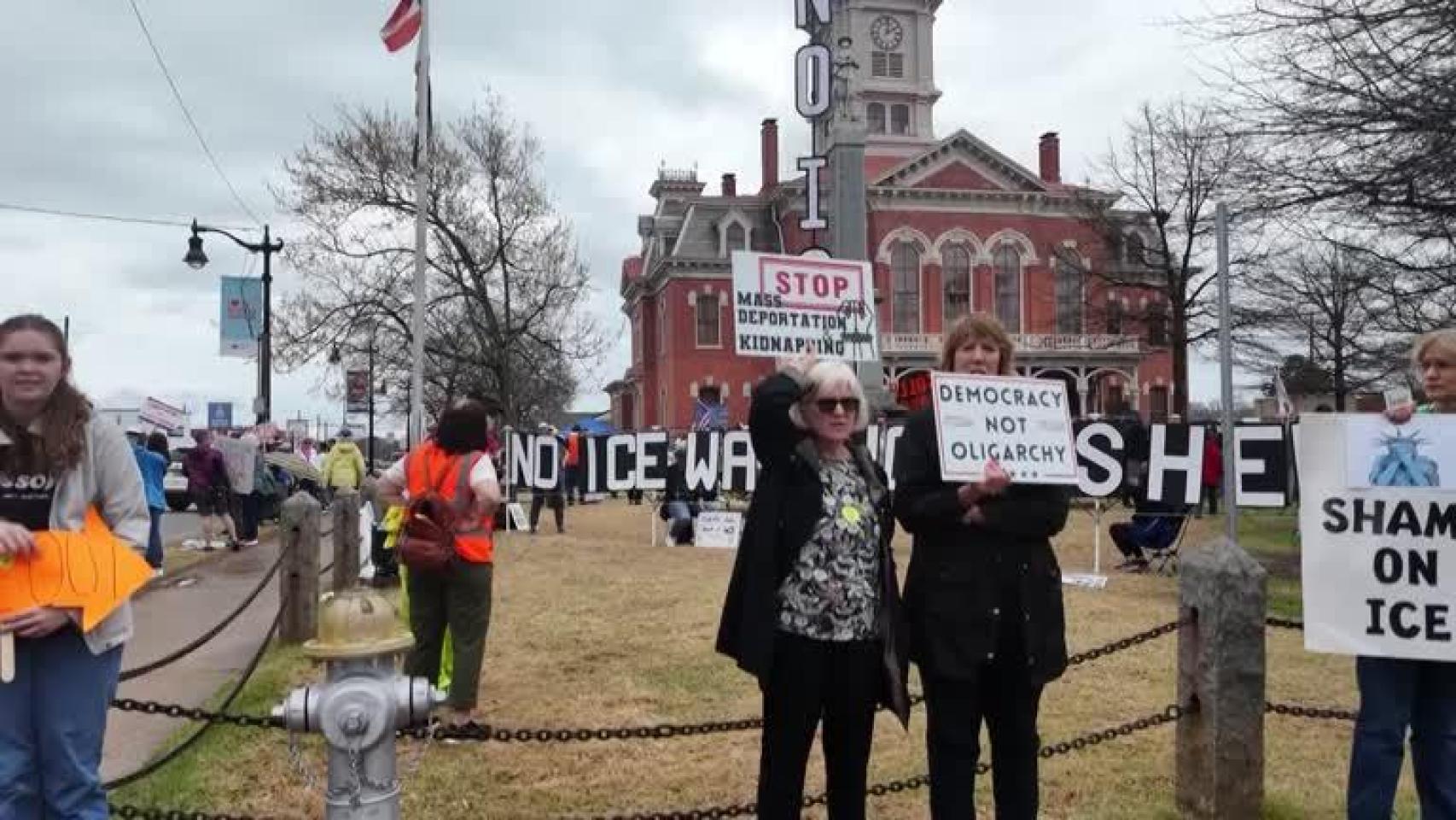 Social Circle, el pueblo conservador de EEUU que se niega a que el ICE abra un centro: "No son bienvenidos"