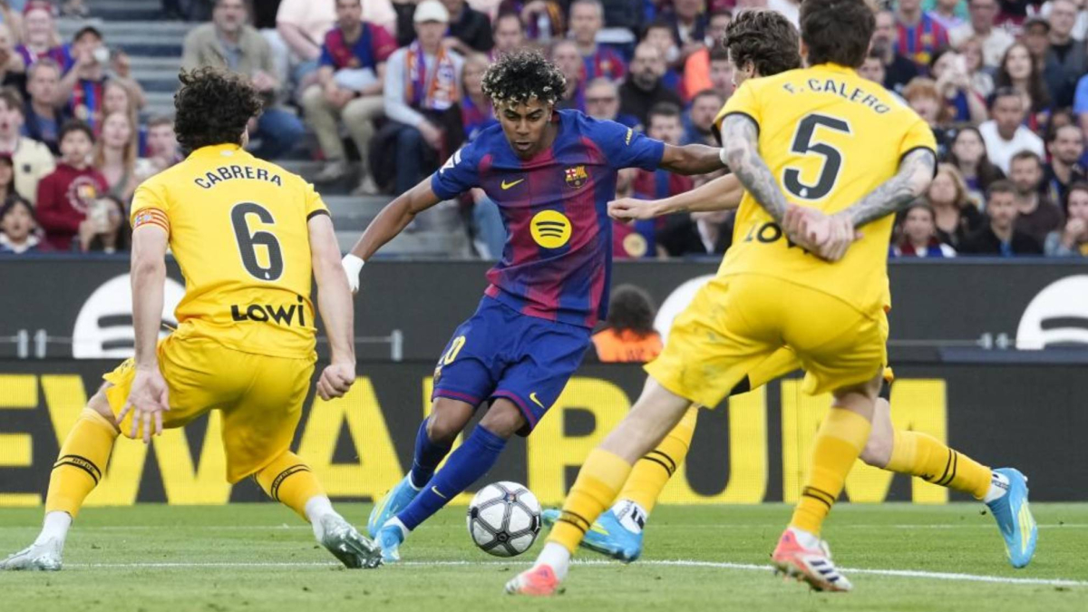 "Retro menos en lo esencial"