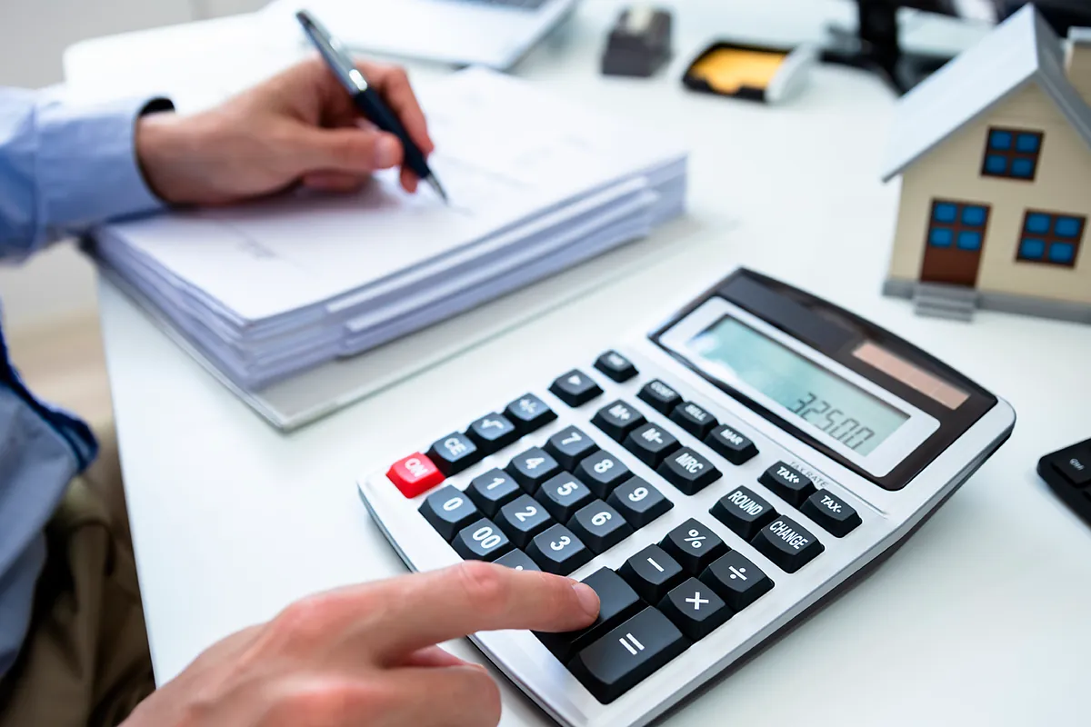 Renta 2025: Cómo 'ganar' hasta 700 euros en la declaración por ahorrar en planes de pensiones