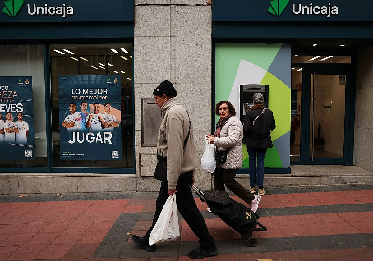 Unicaja analiza una operación con WiZink