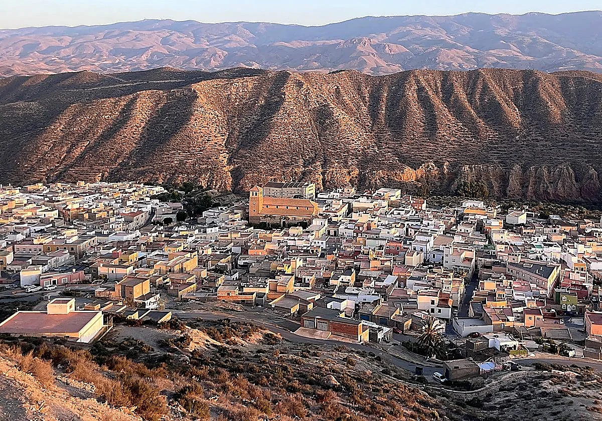The Andalusian village that was used as a film set and today allows you to travel back in time