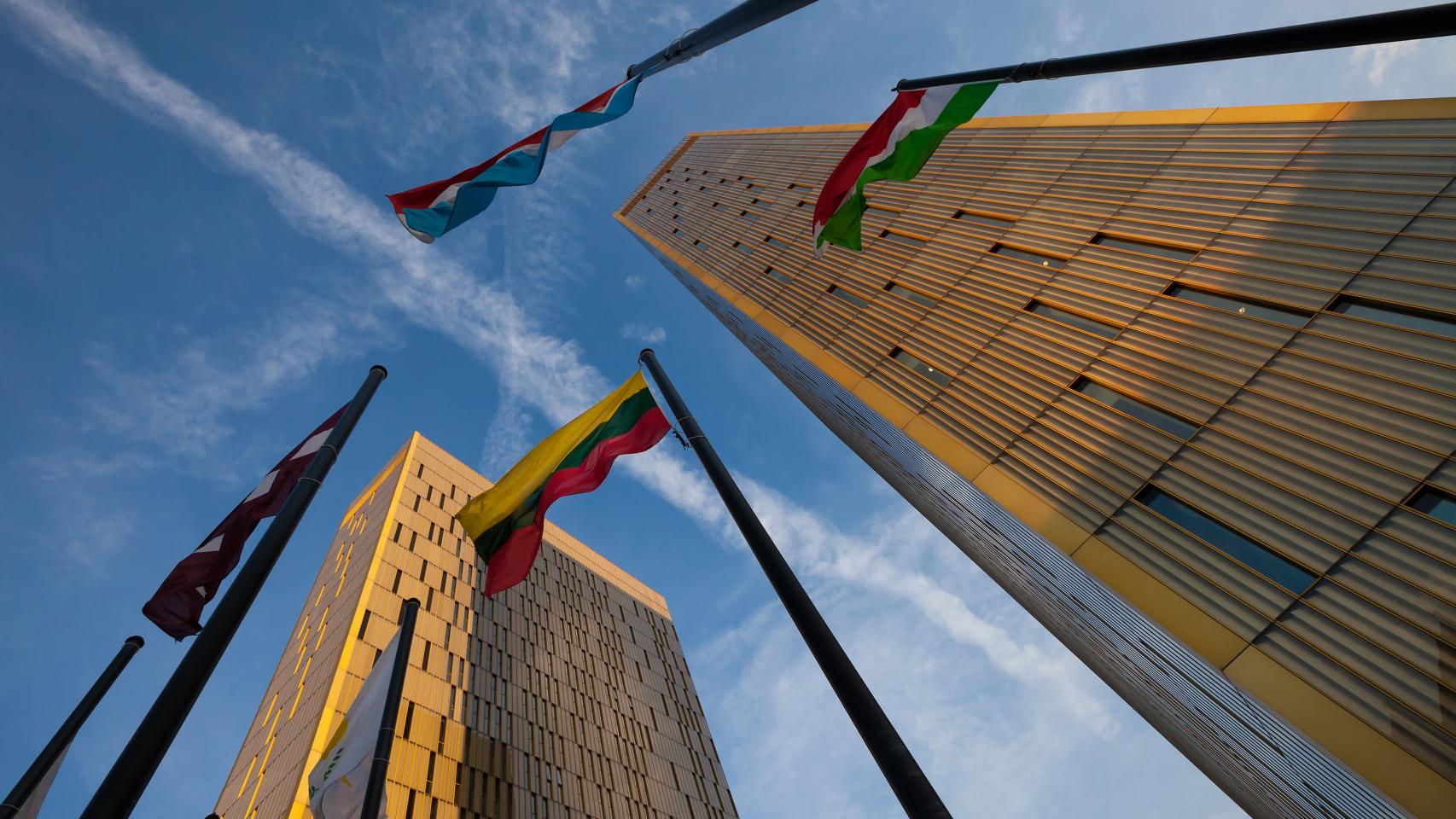 El TJUE ve insuficiente que España convierta a los interinos en indefinidos no fijos para sancionar la temporalidad