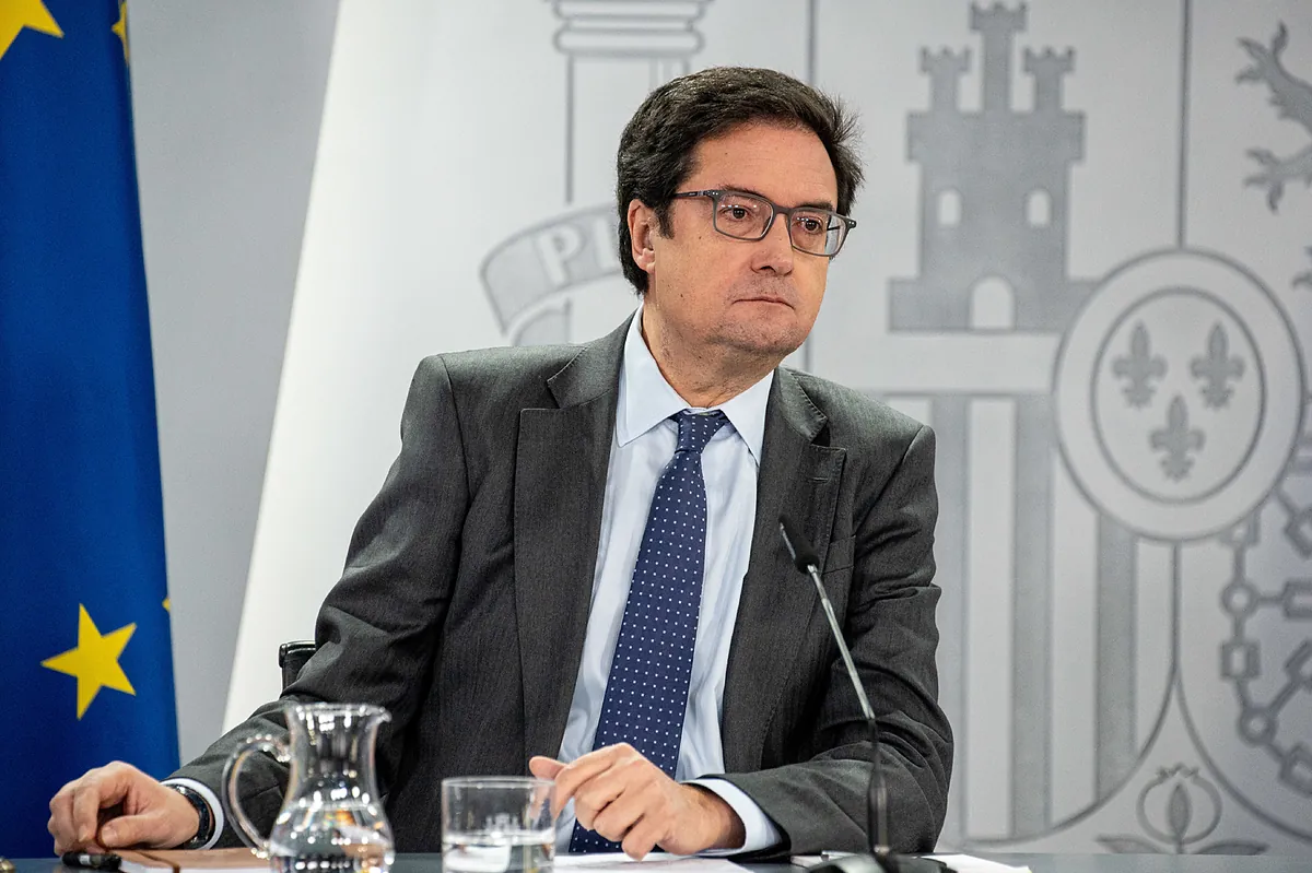 Cuánto subirá el sueldo de los funcionarios hasta 2028