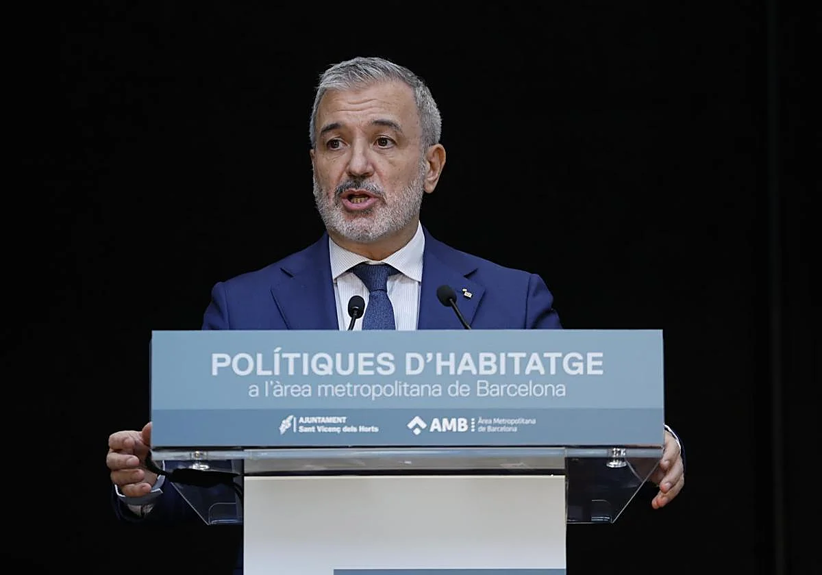 El Ayuntamiento de Barcelona duda de que Aragón «se atreva» a llevarse las pinturas de Sijena