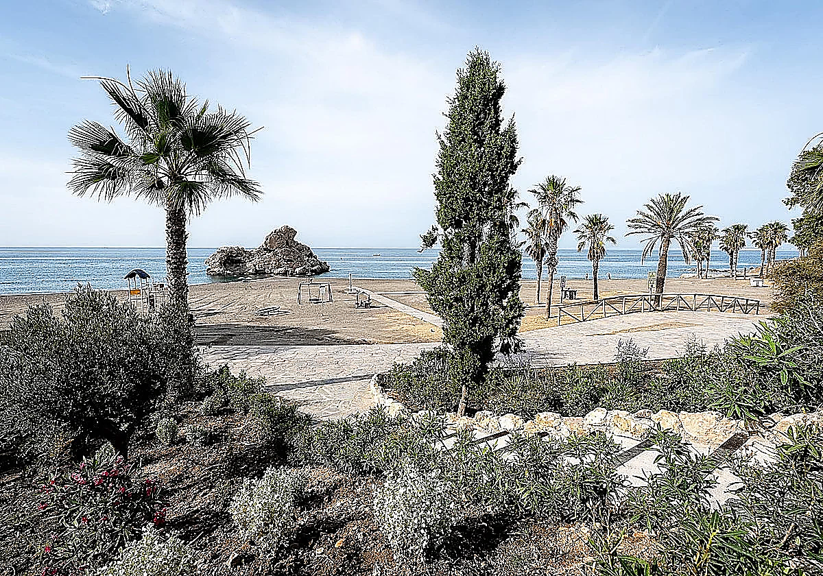 Malaga now irrigates Peñón del Cuervo green areas with reclaimed water thanks to pilot project