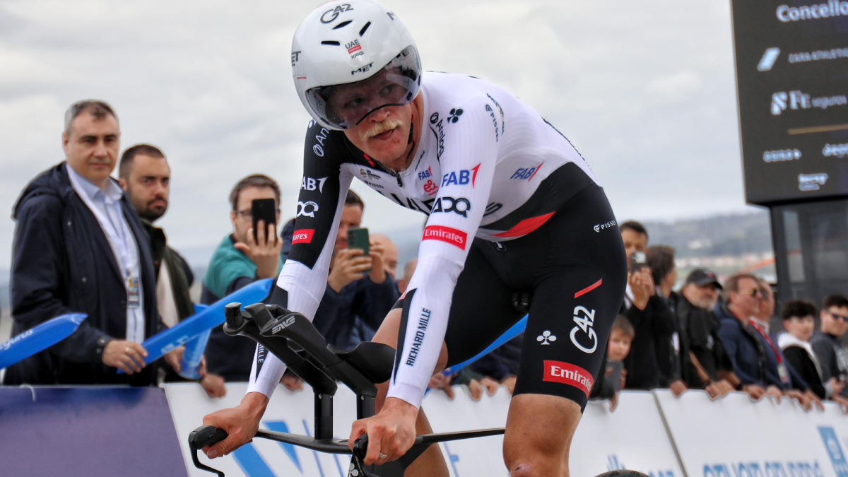 Johansen conquista la Torre de Hércules y manda en O Gran Camiño