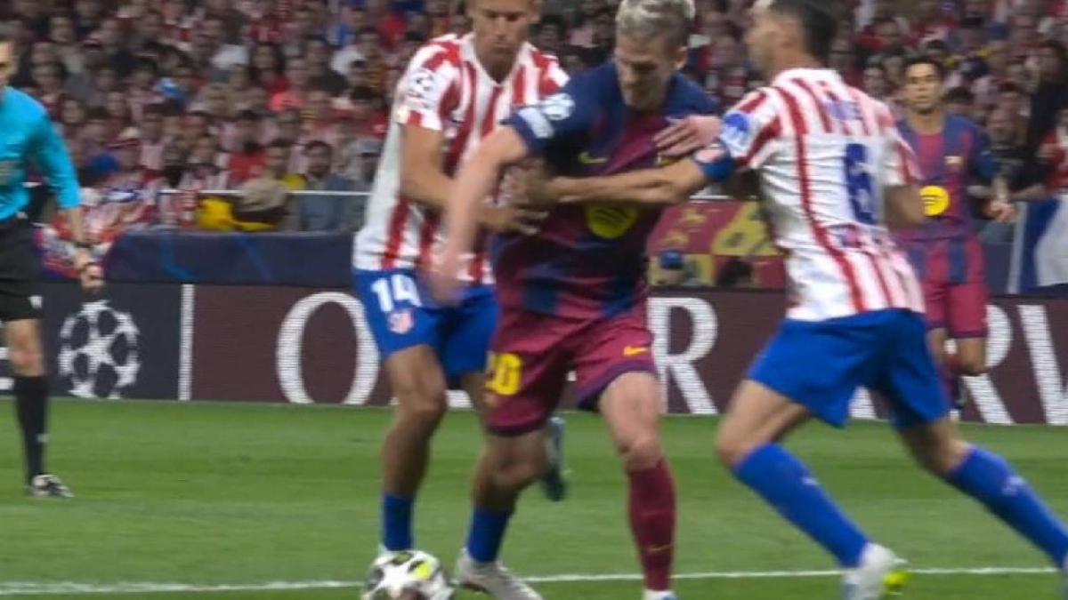 Burrull y el posible penalti a Olmo: "No veo contacto suficiente para señalarlo"