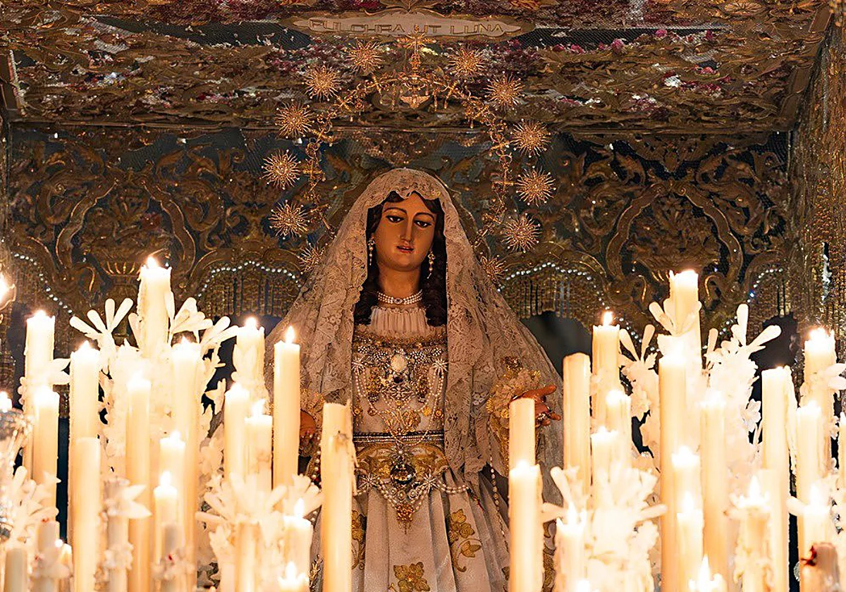 Pedro Manzano restaurará a la Virgen del Rocío de Málaga