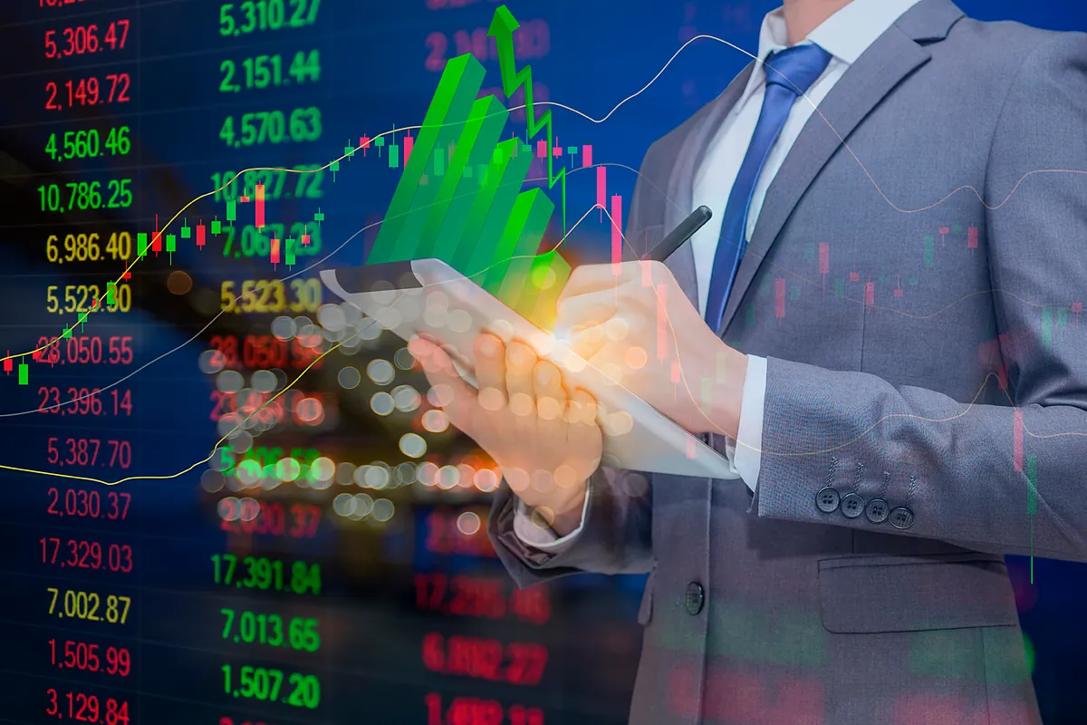 Los gestores reducen las inversiones en Bolsa