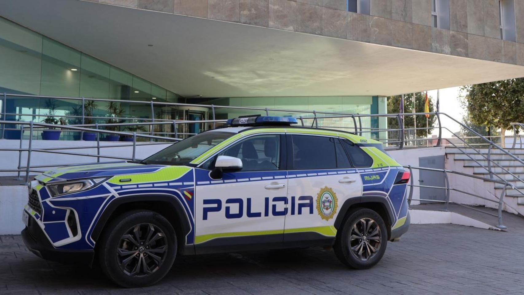 Robo con violencia a una anciana de 90 años y en silla de ruedas en Mijas: el autor fue detenido minutos después