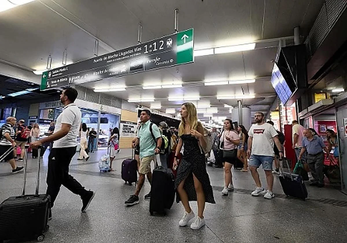 Spanish government to launch new unified transport travel pass in January for 60 euros per month