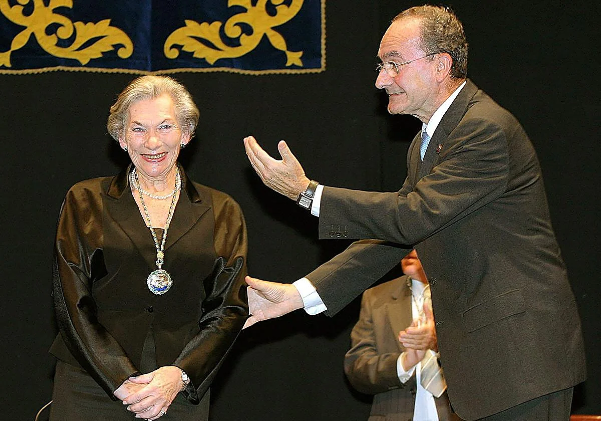 El alcalde Francisco de la Torre acude en París al funeral de Christine Ruiz-Picasso, artífice del Museo Picasso Málaga