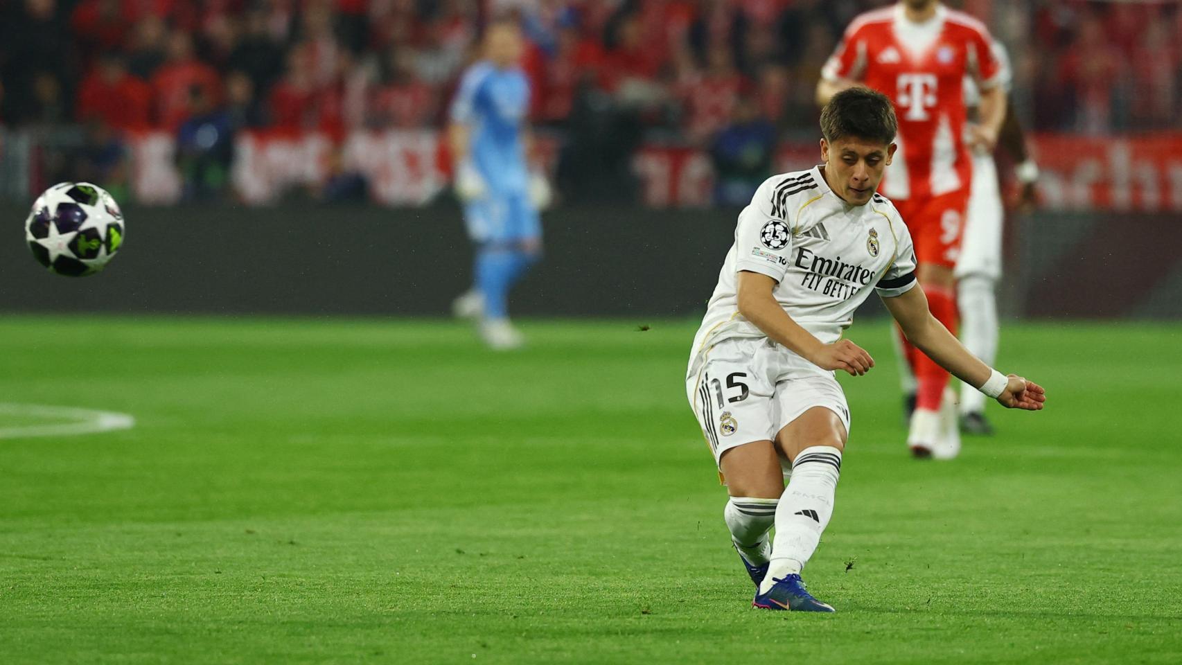 Bayern de Múnich - Real Madrid, fútbol hoy en directo | Mbappé roza el segundo para los blancos en Alemania