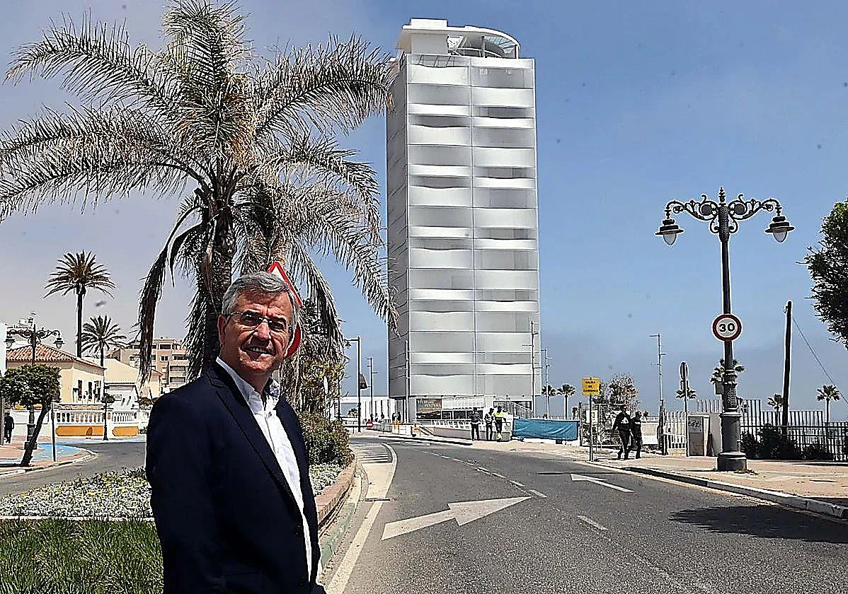 La jueza cita a declarar al alcalde de Estepona por el caso de la adjudicación del restaurante del Mirador del Carmen