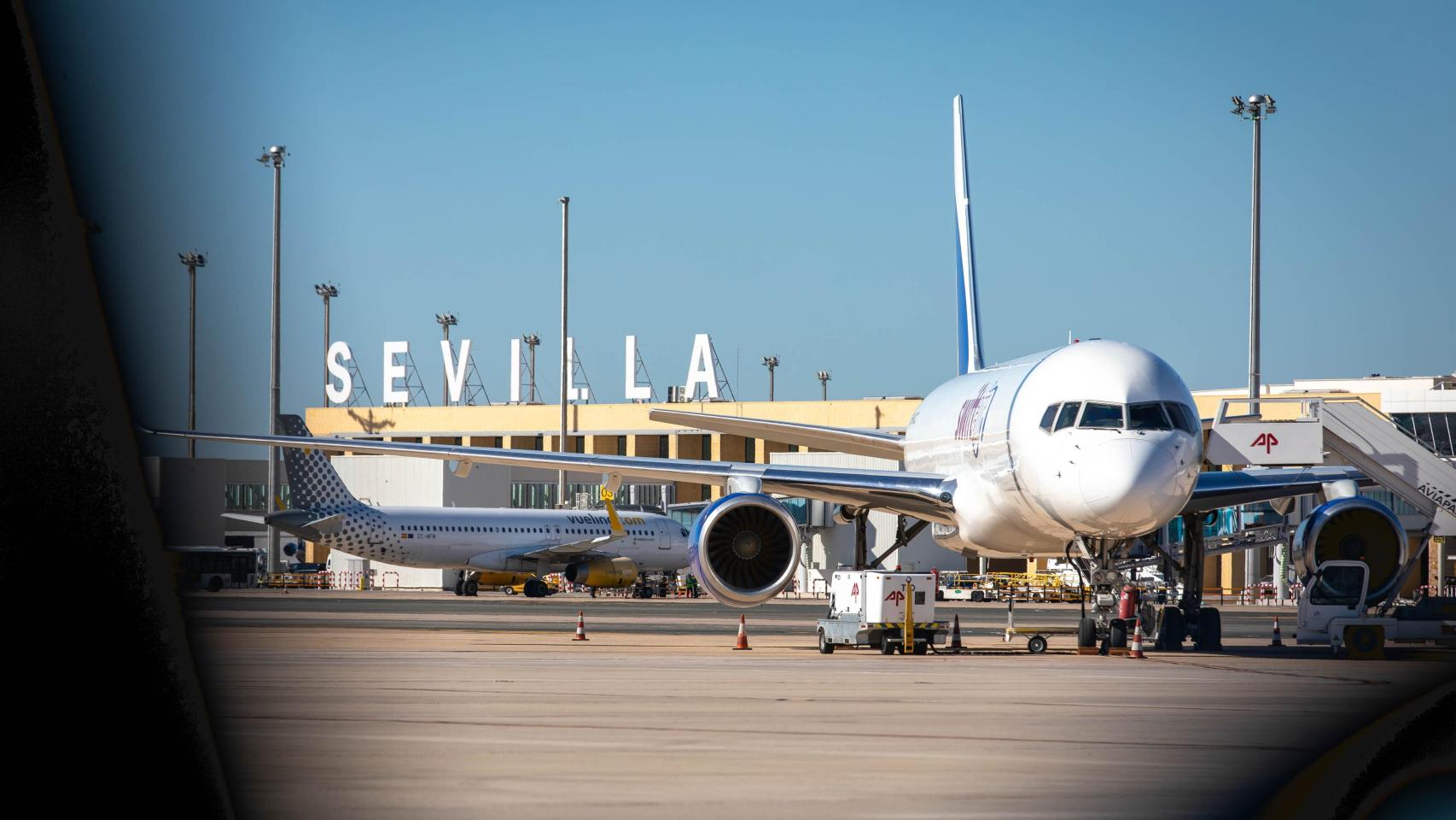 Sevilla afronta la final de la Copa del Rey con una huelga de controladores que amenaza la llegada de aficionados