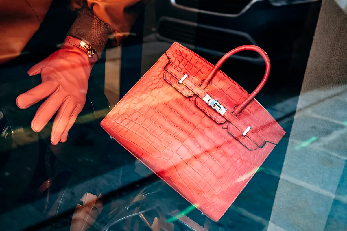 Hermès choca con la paradoja de la escasez del lujo