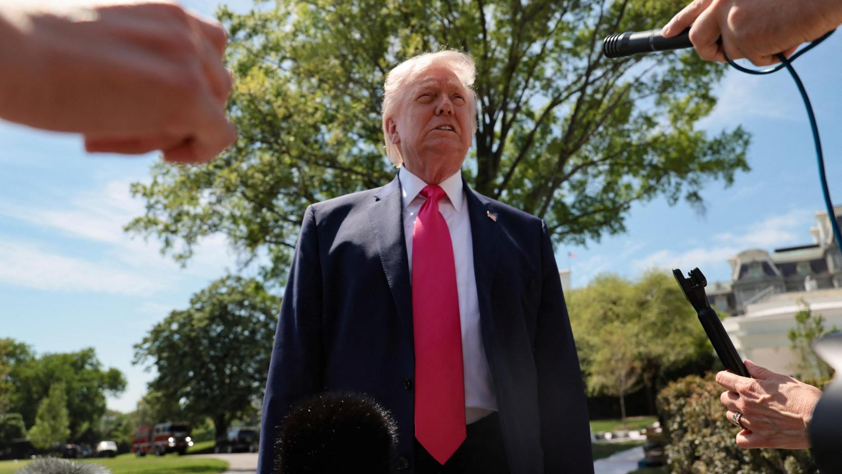 Trump abre la puerta a extender el alto el fuego con Irán más allá del miércoles: "Ahora tenemos muy buena relación con ellos"