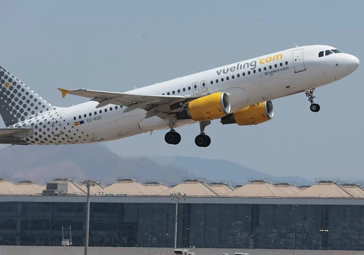 Los aeropuertos europeos disponen de reservas de queroseno para «seis semanas»