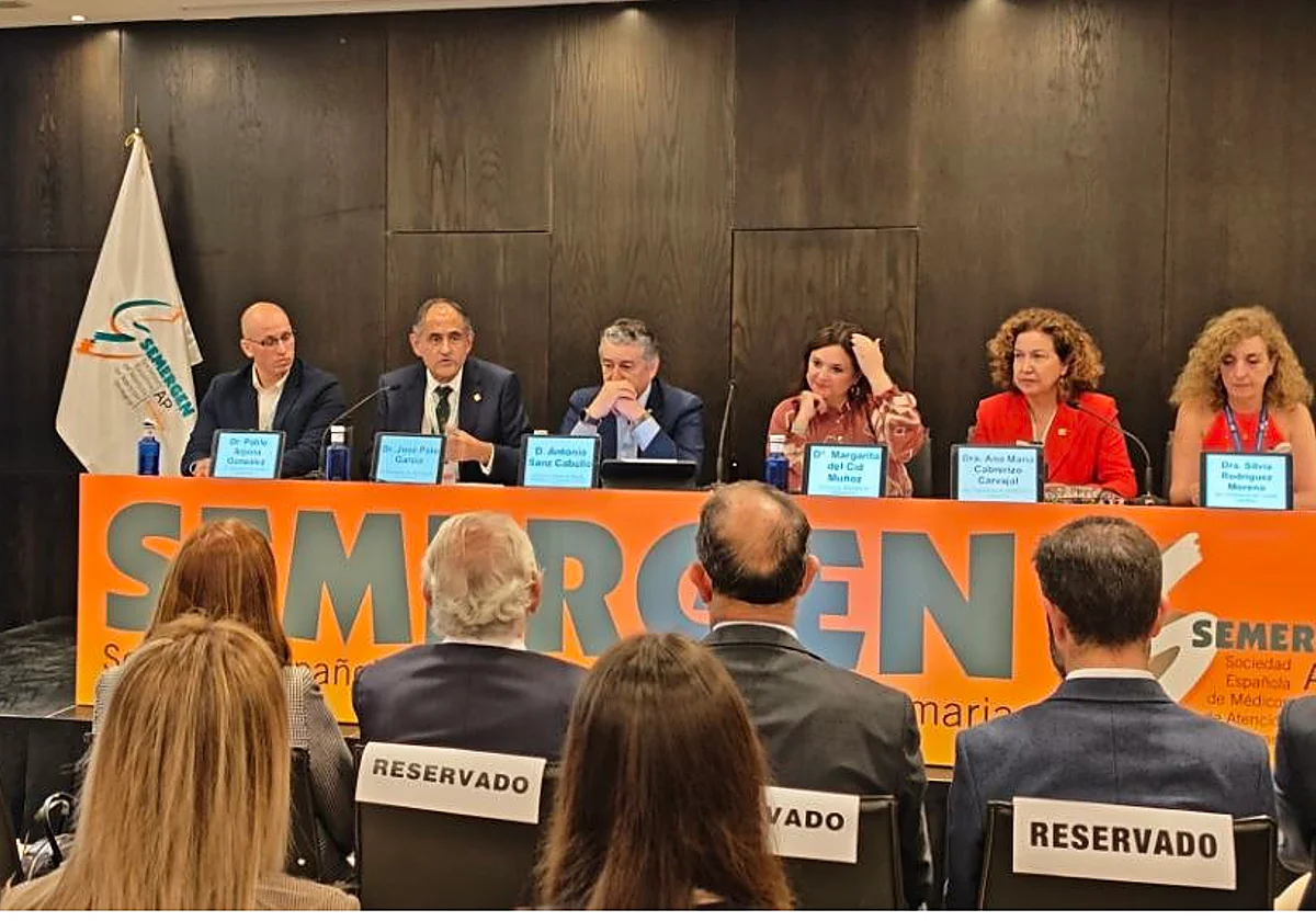 Más de 700 profesionales analizan en Torremolinos la situación de la Atención Primaria en Andalucía