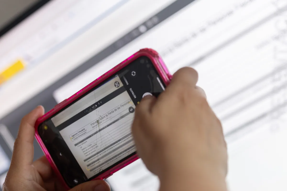 Renta 2025: Cómo hacer la declaración si el año pasado reembolsó vendió acciones o un fondo de inversión