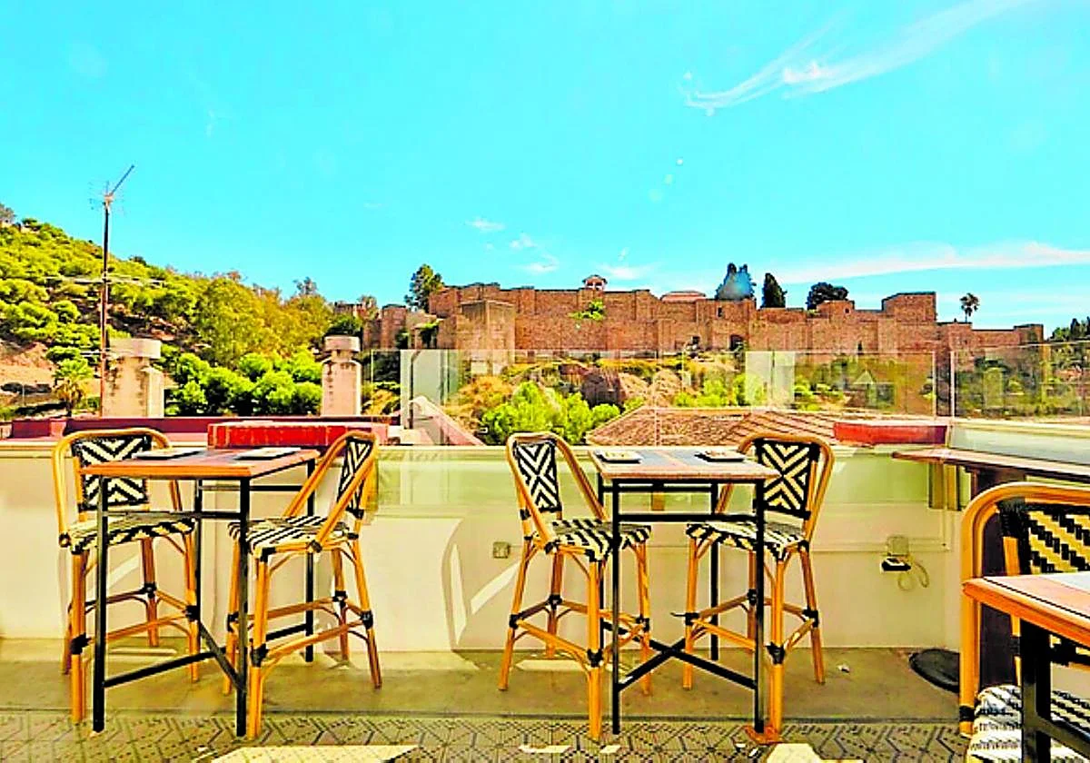 Málaga se adapta a la moda del tardeo